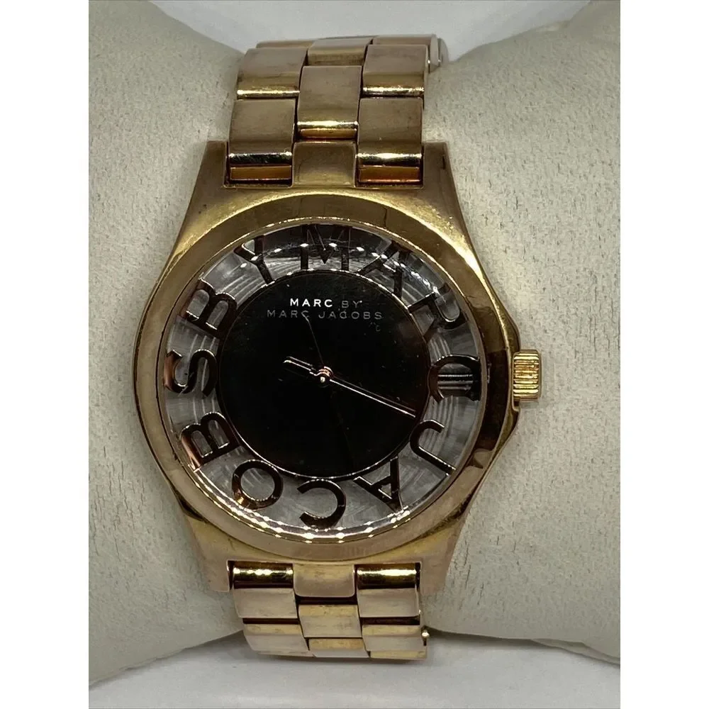 Marc Jacobs MBM3207 Women's Gold Stainless Steel Analog Dial Qartz Watch KS582
